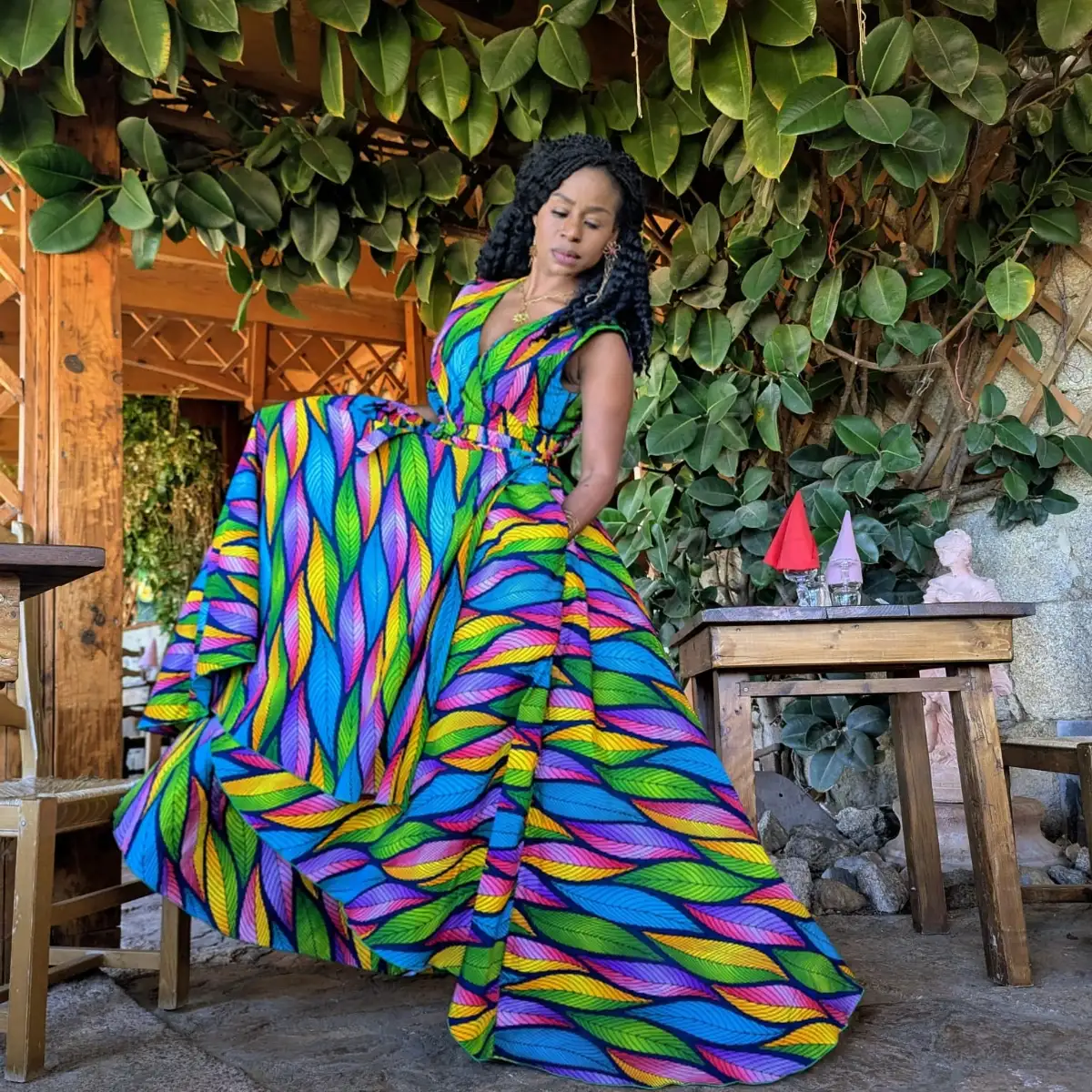 Maxi robe portefeuille asymétrique en wax